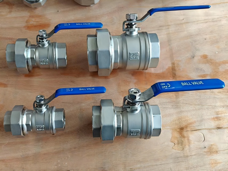 Korea-marked Eksklusivt rustfrit stål 2pc Union Ball Valves med JIS/KS 10K ~ 20K